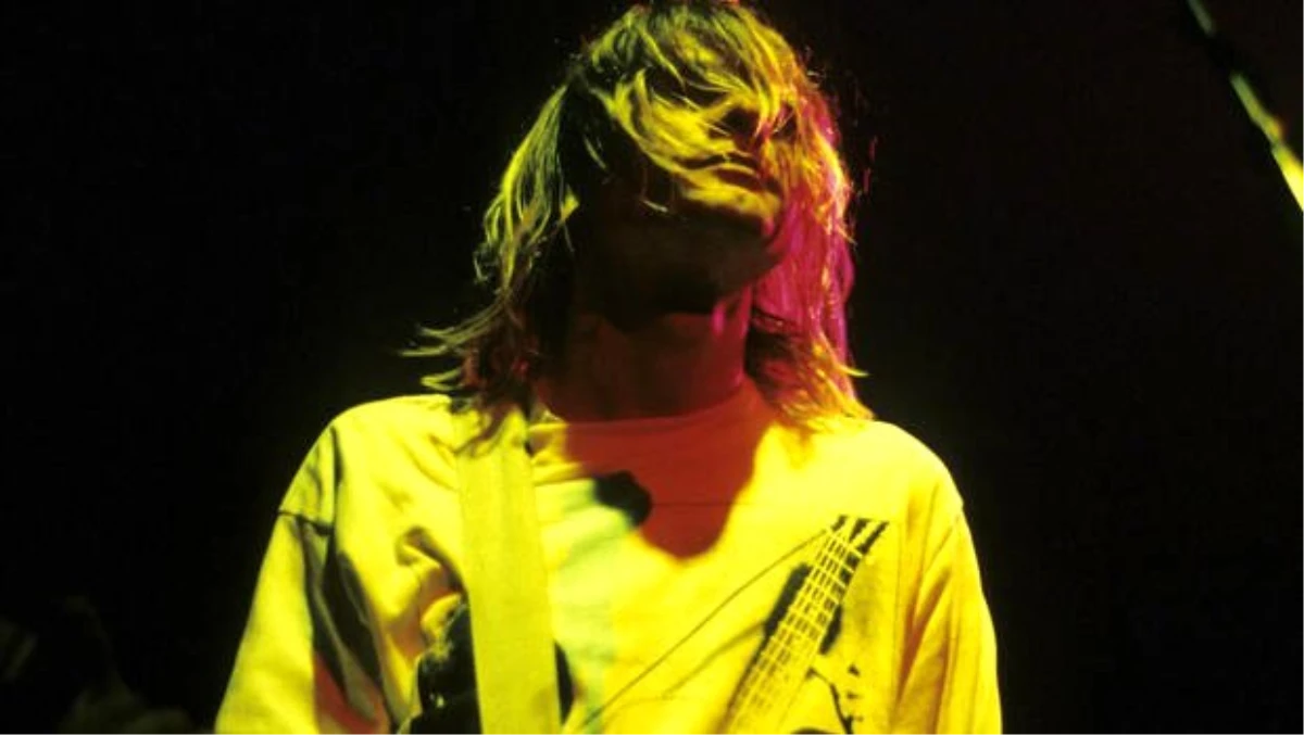 Kurt Cobain\'in gitarı satışa çıkıyor