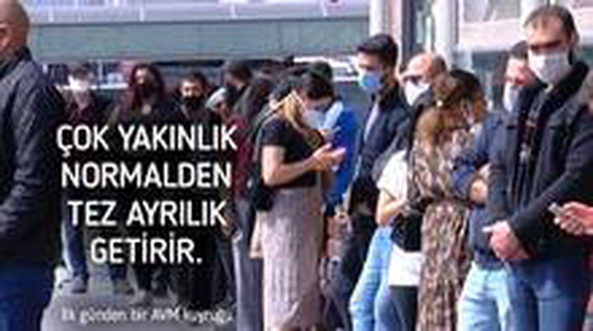 Sağlık Bakanı Koca AVM\'lerde oluşan yığılmalar için uyardı