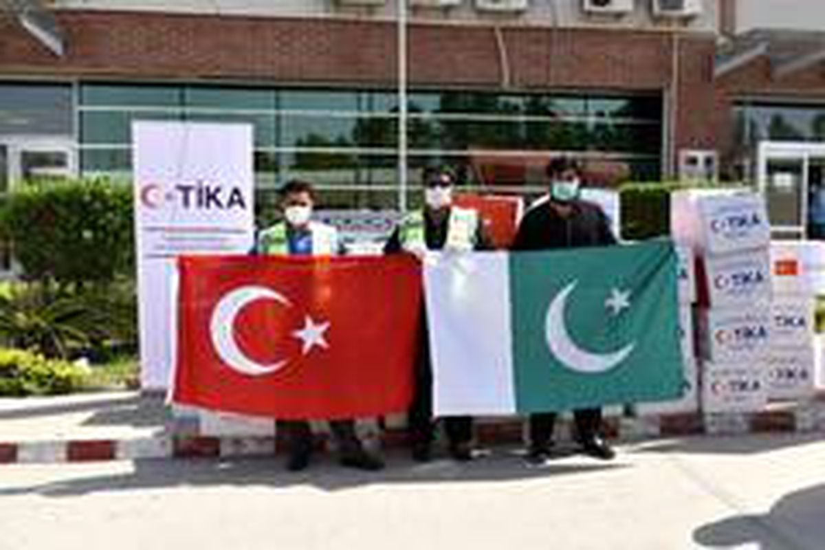TİKA\'dan Pakistan\'a Covid-19 ile mücadelede destek