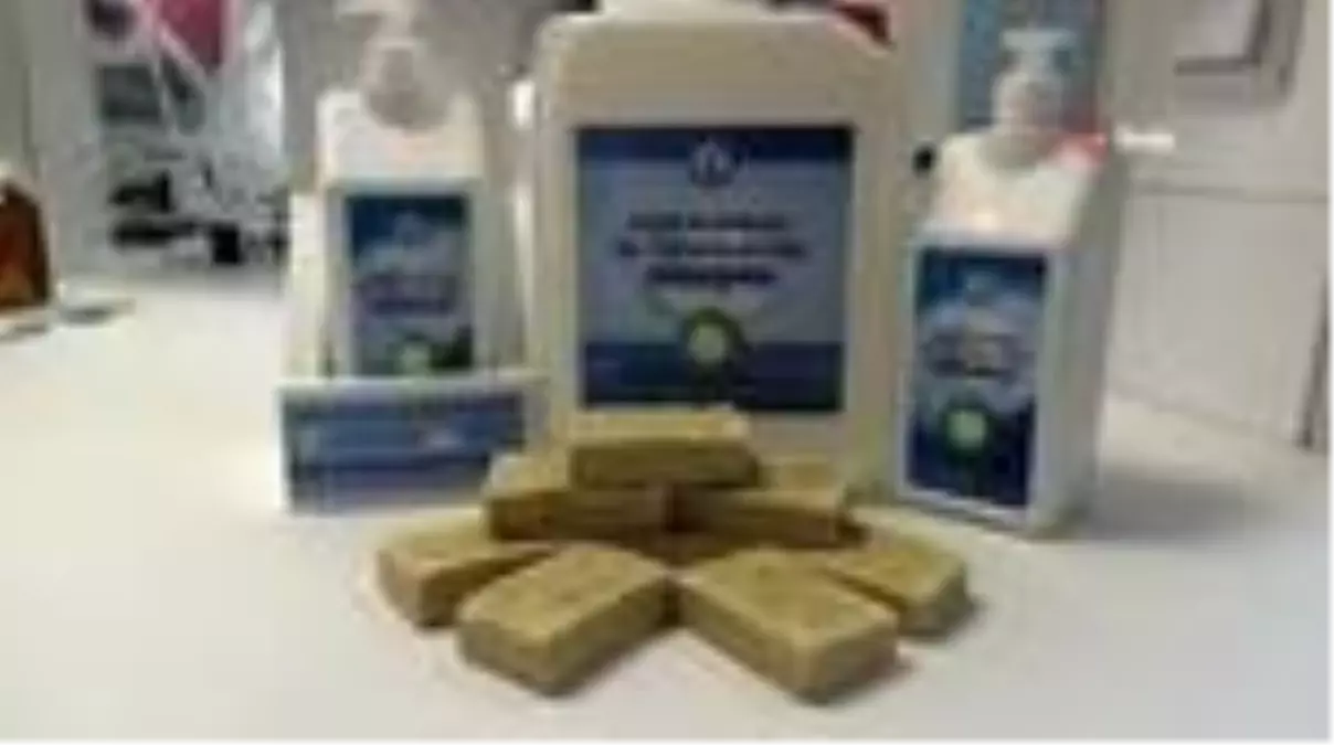 Bartın Üniversitesi\'nde bor katkılı el temizleyicisi ile sabun üretildi