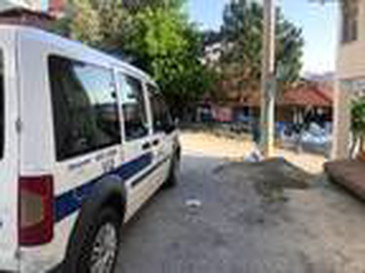Hasta ziyaretine gittiler, karantinaya alındılar
