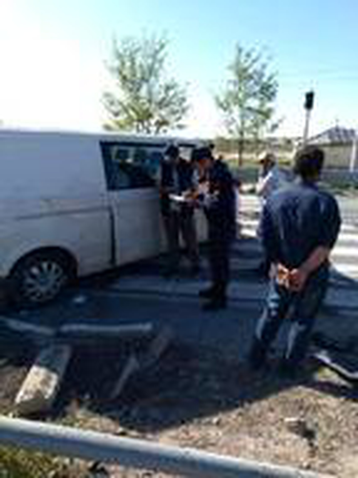 Minibüsle çarpışan otomobilin sürücüsü öldü