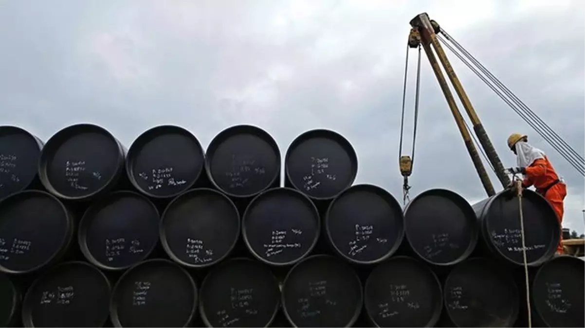 OPEC\'in ham petrol üretimi Nisan\'da 1 milyon 800 bin varil arttı