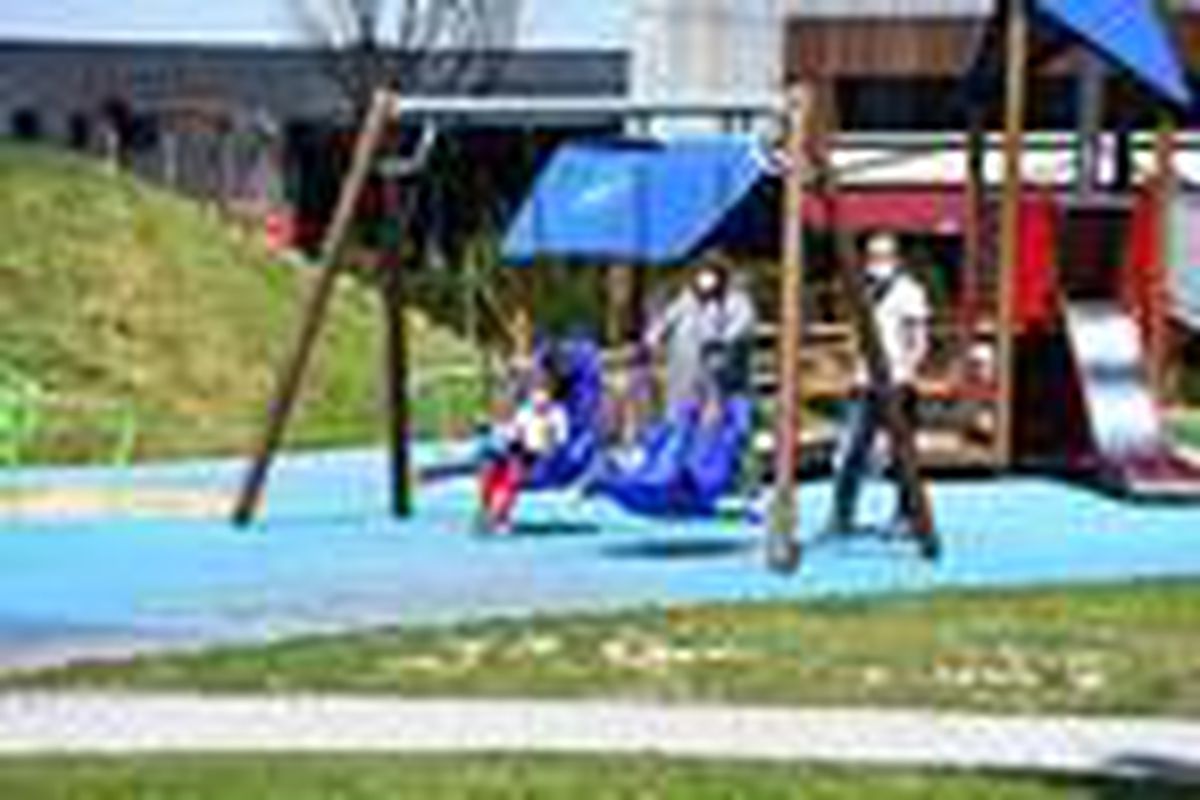 Sakarya\'da çocuklar sokak ve parklara akın etti