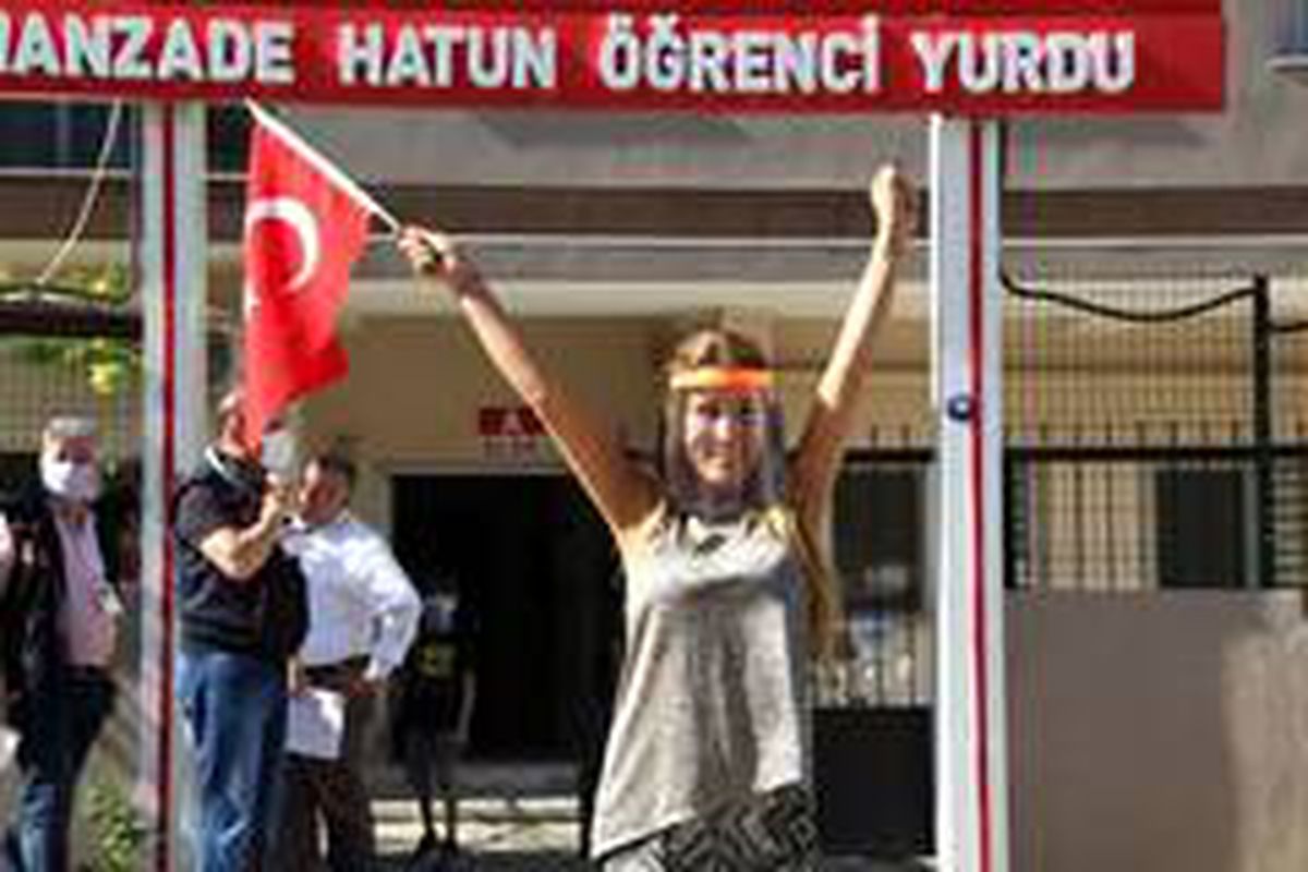 Seda Yavaş: "Hindistan\'da öleceğimizi düşündük"