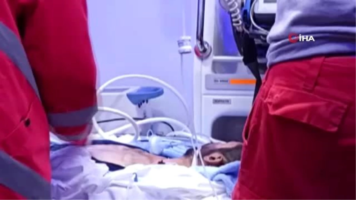 Addison hastalığı bulunan genç, ambulans uçakla Türkiye\'ye getirildi