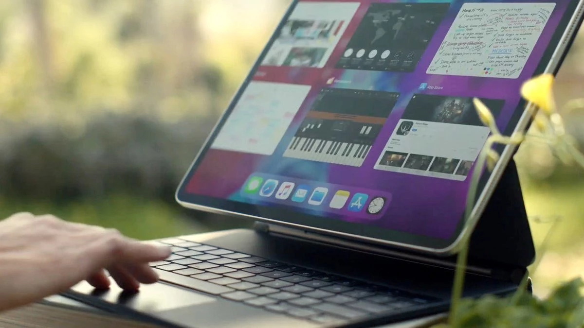 Apple Magic Keyboard iPad Pro Bataryasını Boşaltıyor!