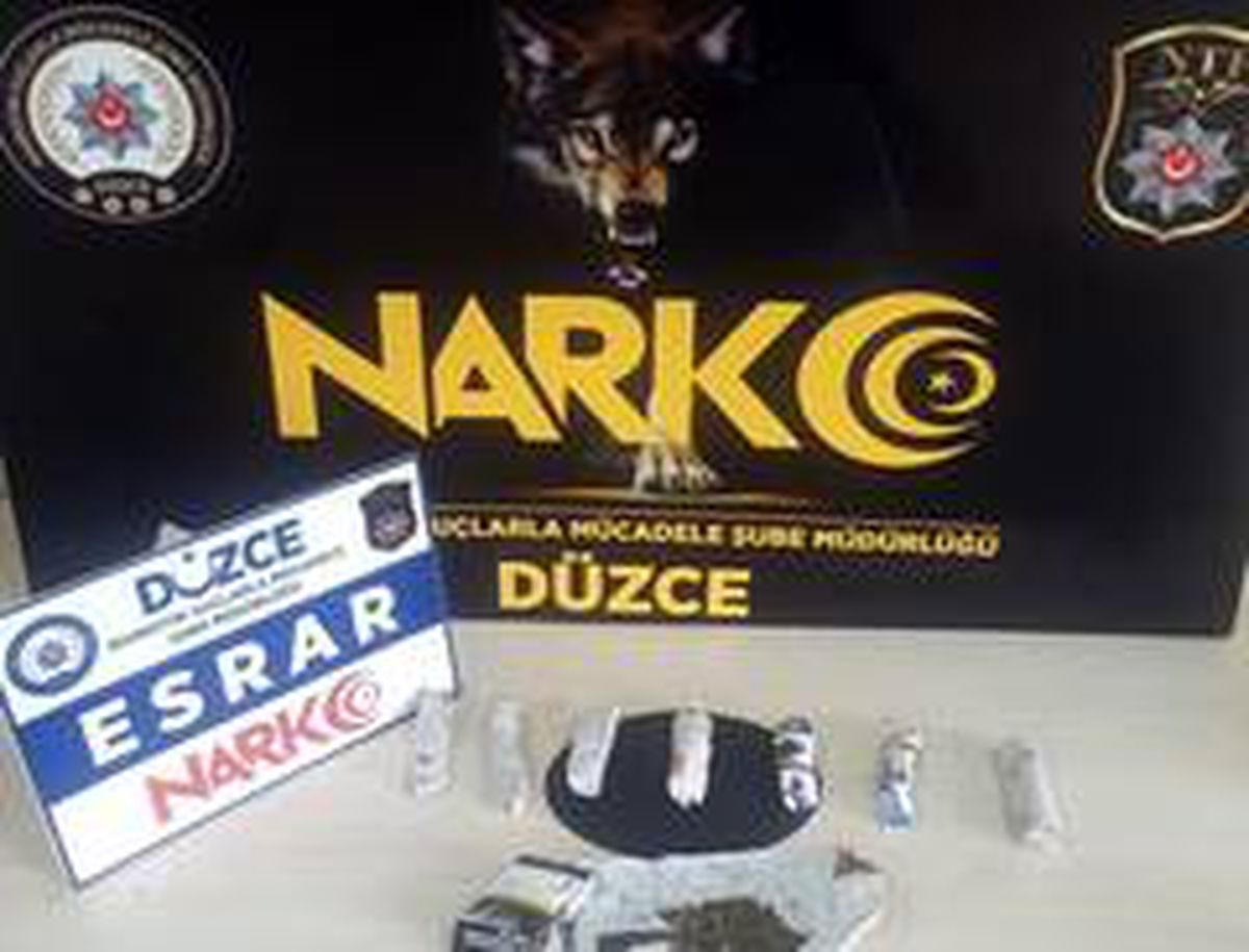 Düzce\'de polisten uyuşturucu operasyonu
