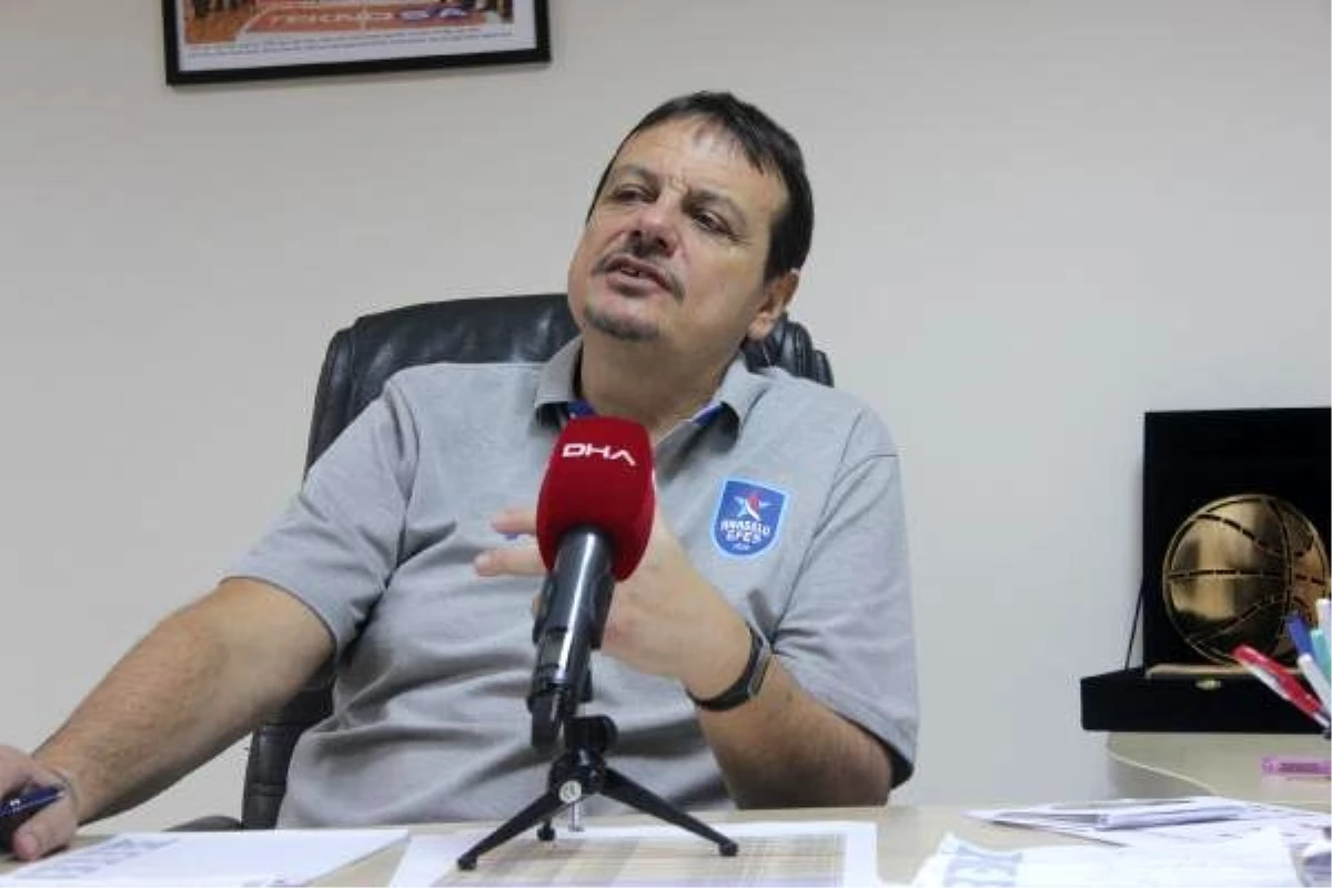 Ergin Ataman\'dan gençlere eğitim ve spor ile ilgili mesajlar