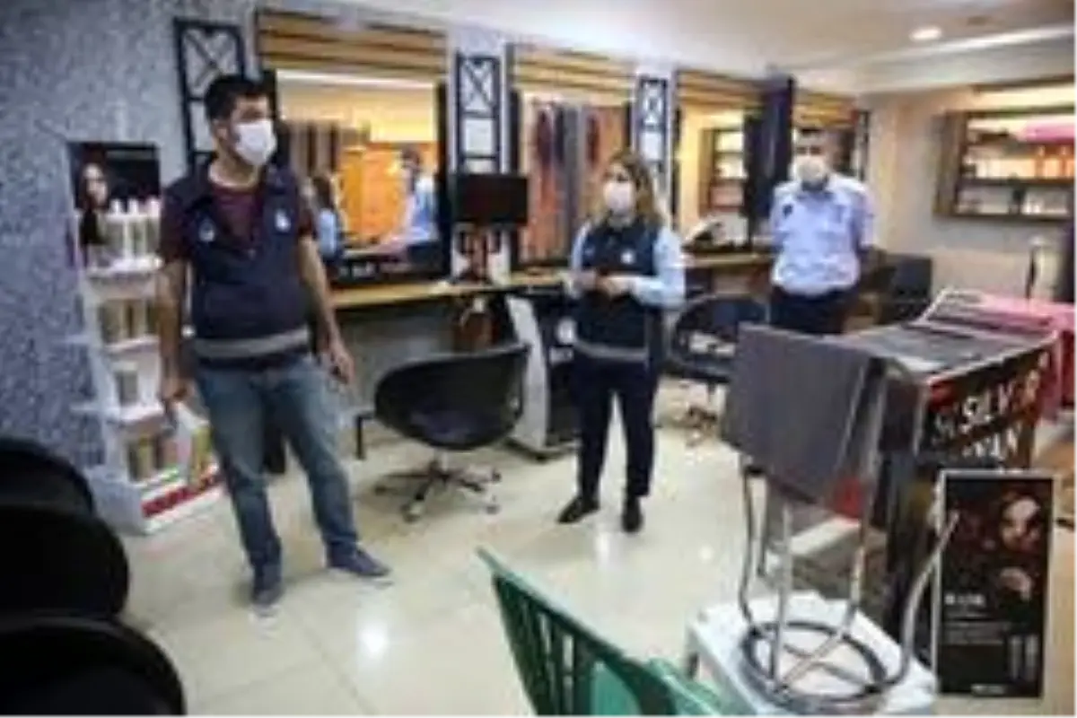 Haliliye\'de berber ve kuaförler denetlendi