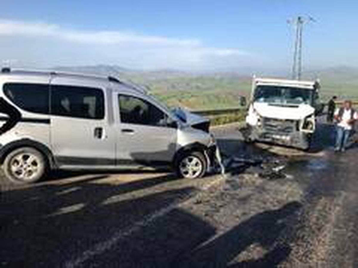 Siirt\'te trafik kazası: 2 yaralı