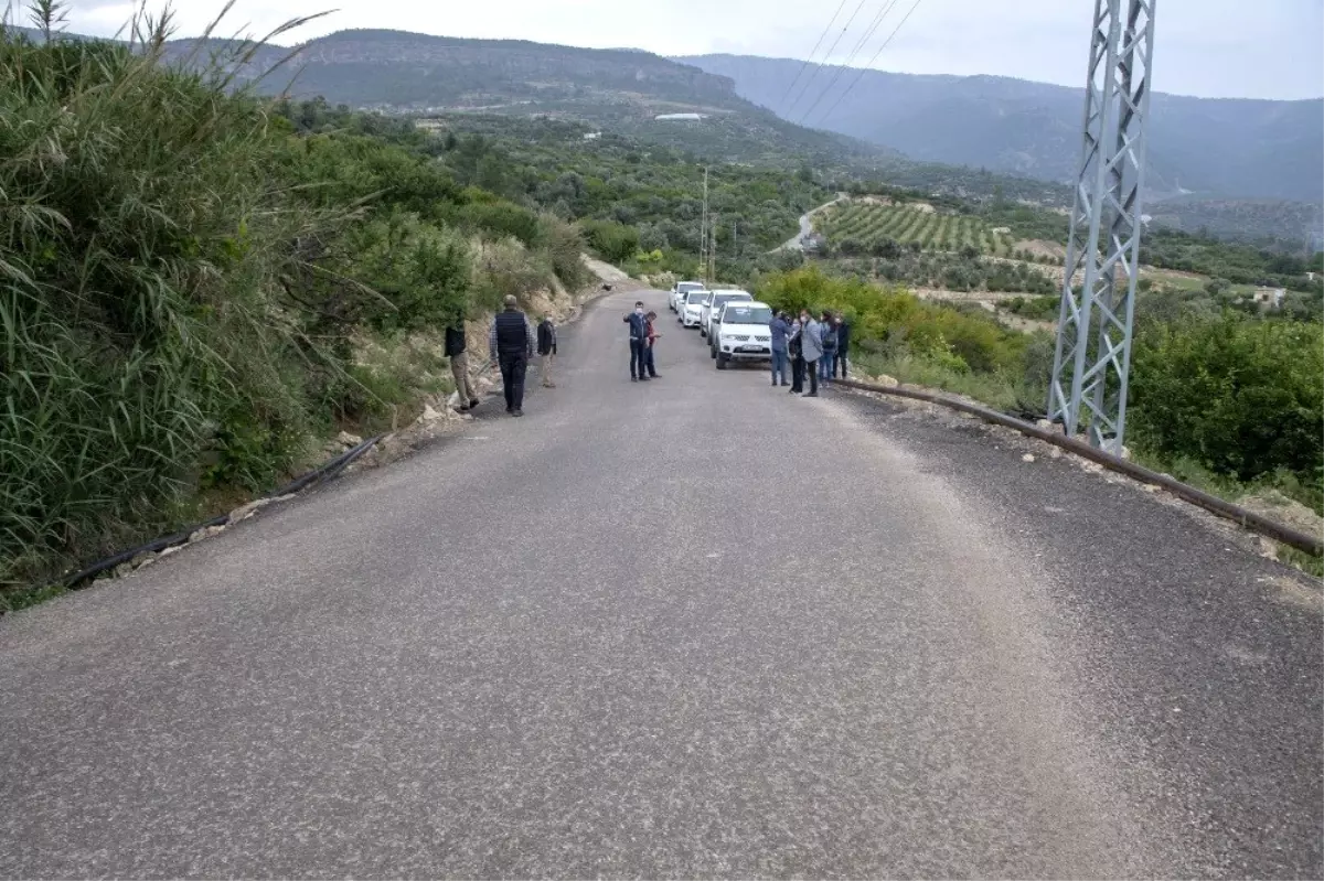 Silifke\'de çöken yollar hasat öncesi onarıldı