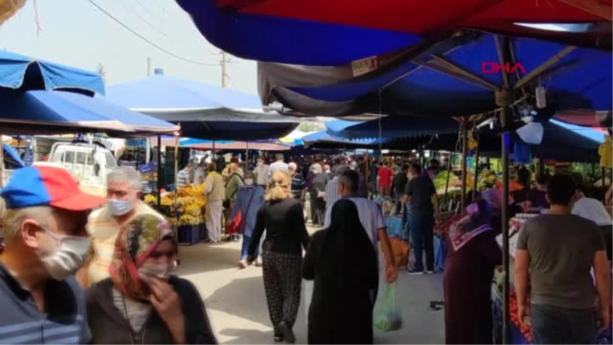Bursa\'da sokağa çıkma yasağı öncesi pazarlar dolup, taştı