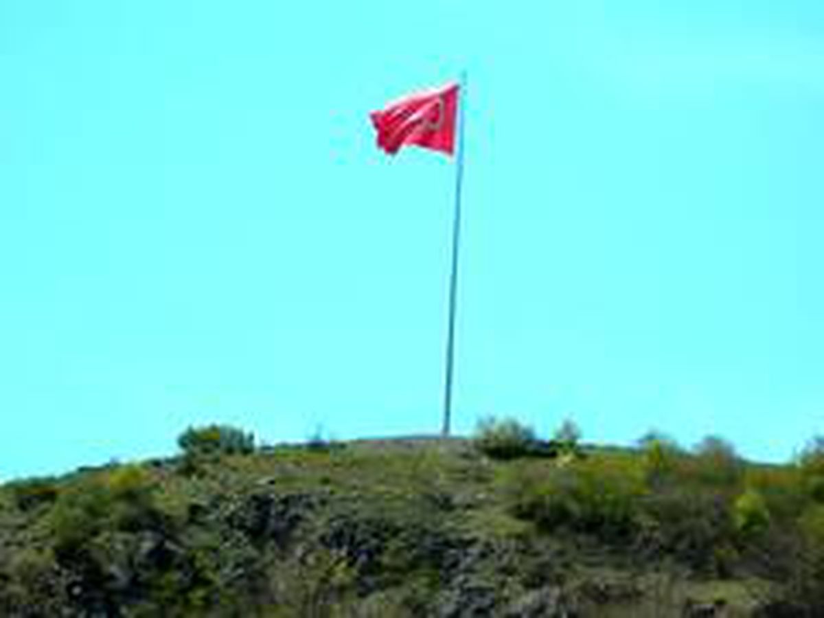 Dev Türk bayrağı yenilendi