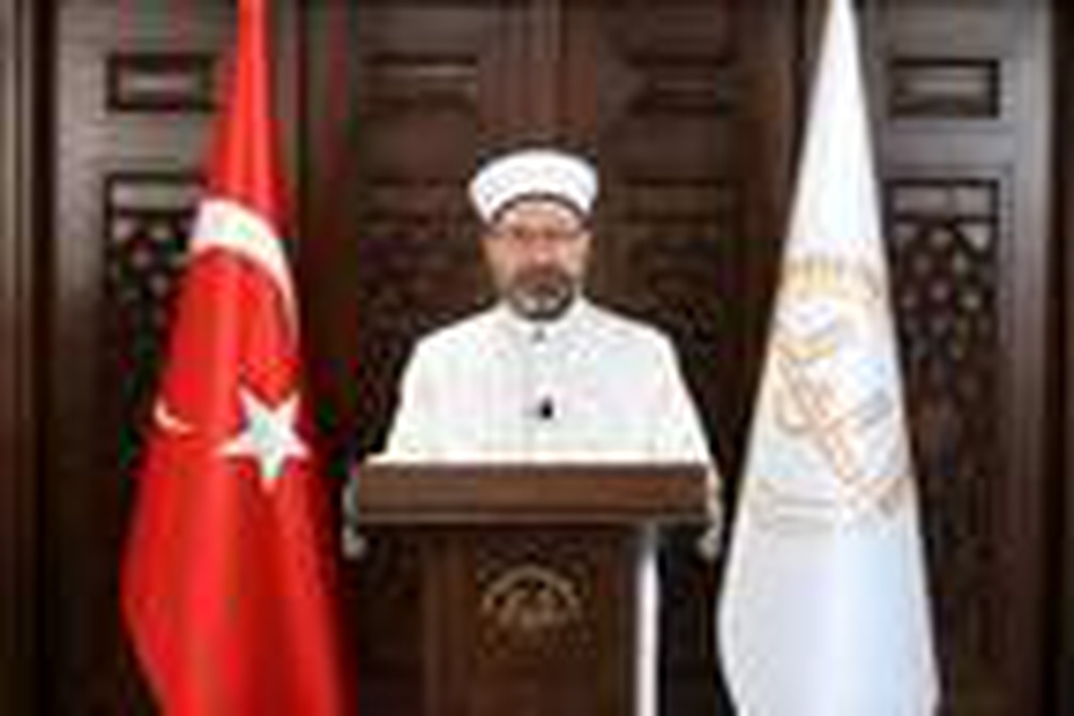 Diyanet İşleri Başkanı Erbaş: Cemaatle namazda öngörülen tarih 12 Haziran