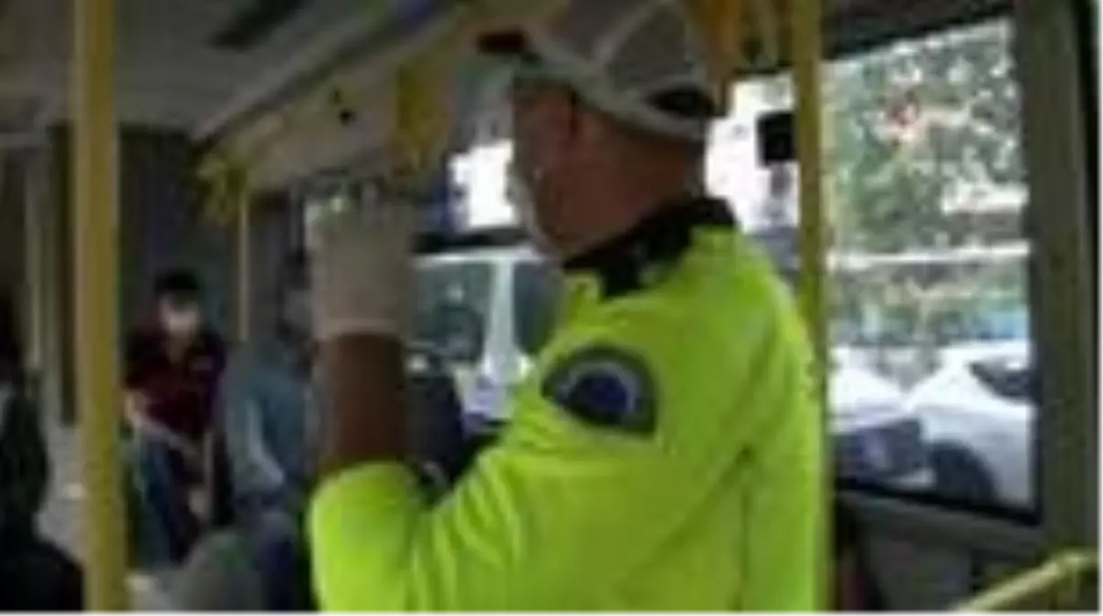 İstanbul\'da \'maske ve sosyal mesafe\' denetimi yapıldı