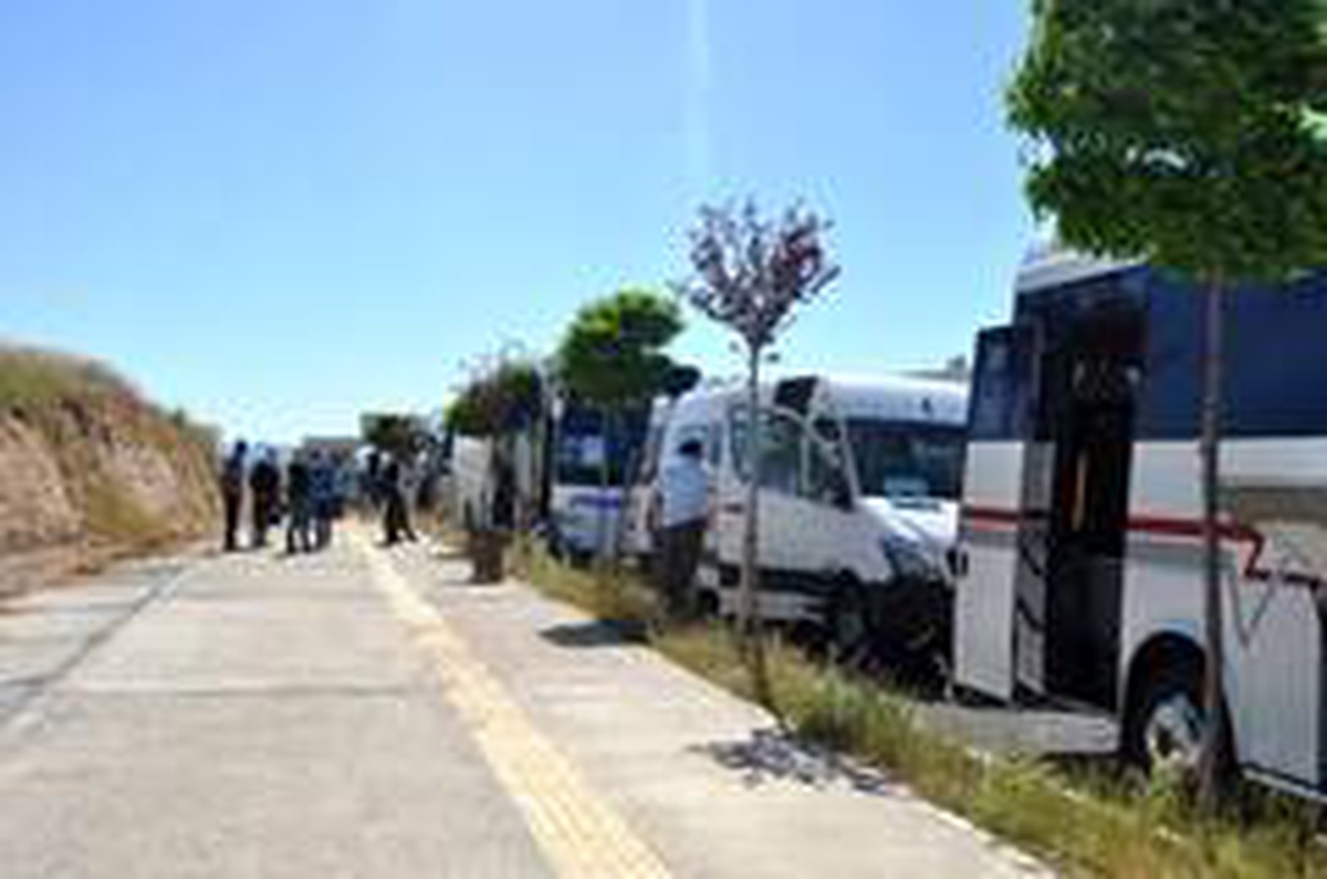 Mardin\'de karantina süreleri dolan 127 vatandaş memleketlerine uğurlandı