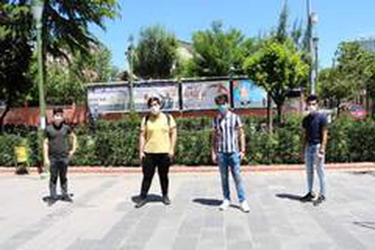 Siirt\'te kısıtlama kalktı gençler caddeleri doldurdu