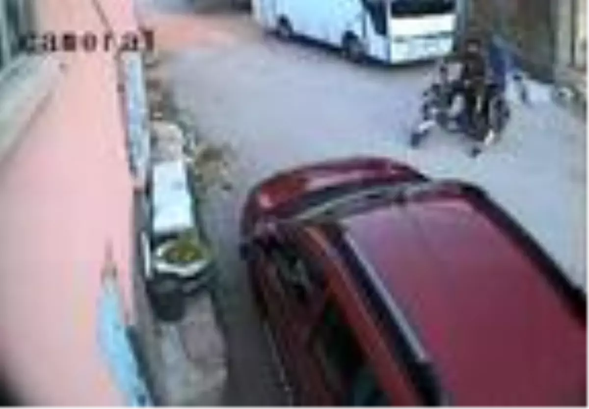 Eskişehir\'de motosiklet hırsızlığı kamerada