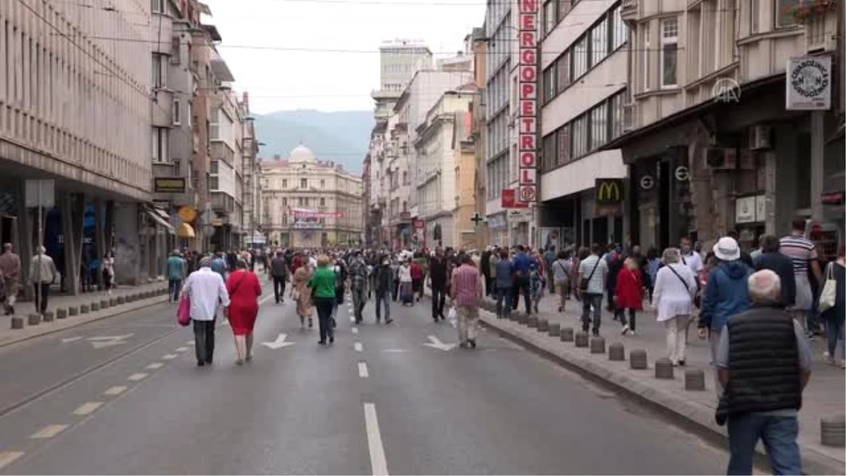 Saraybosna\'daki "Bleiburg" ayini, faşizm karşıtlarınca protesto edildi
