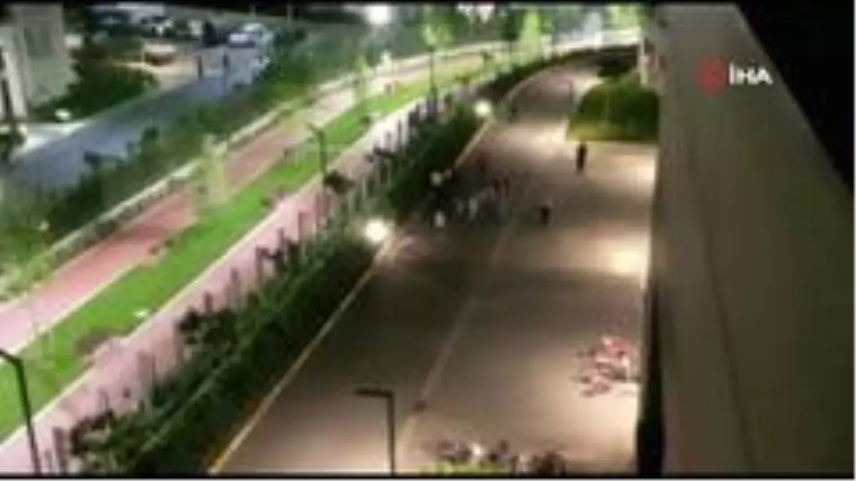 Vatandaşlar yasağı hiçe saydı, parkta yürüyüş yaptı