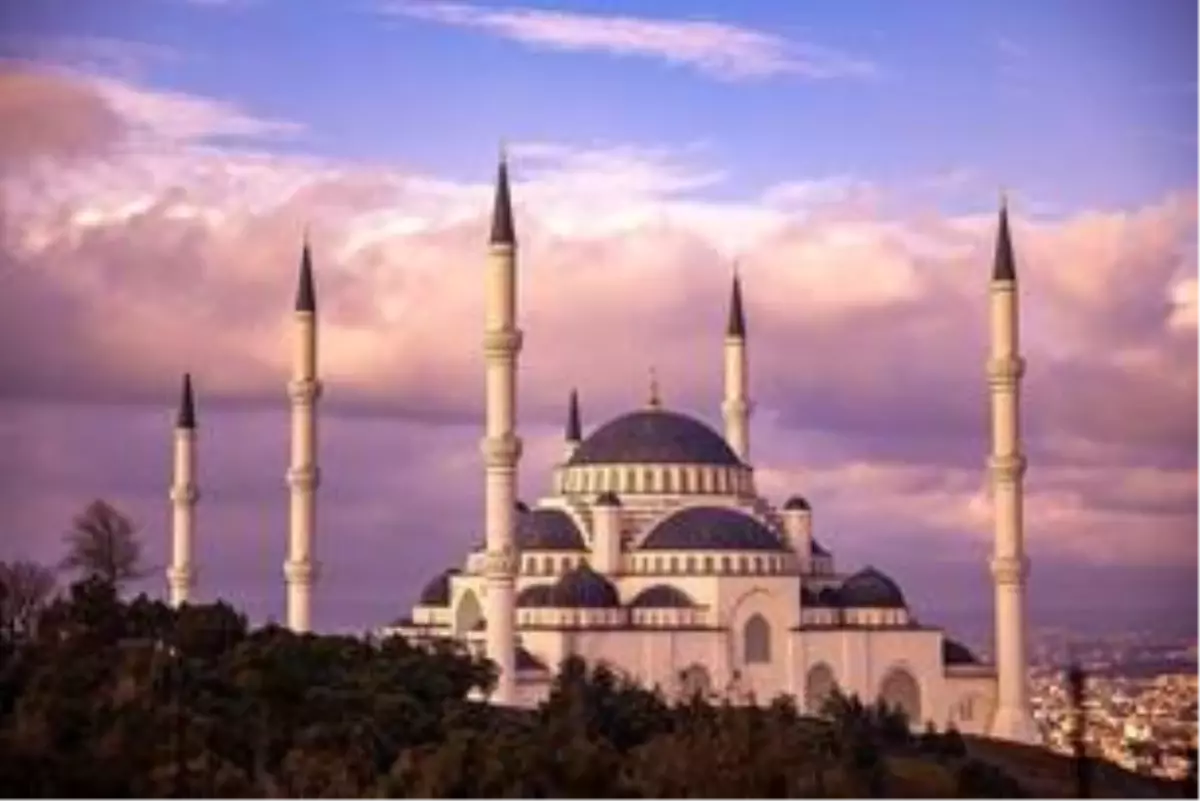 Antalya iftar saati: 17 Mayıs 2020 Pazar Antalya İftar vakti (2020 Ramazan İmsakiyesi) Antalya iftar saati kaç? Antalya iftar vakti nedir?