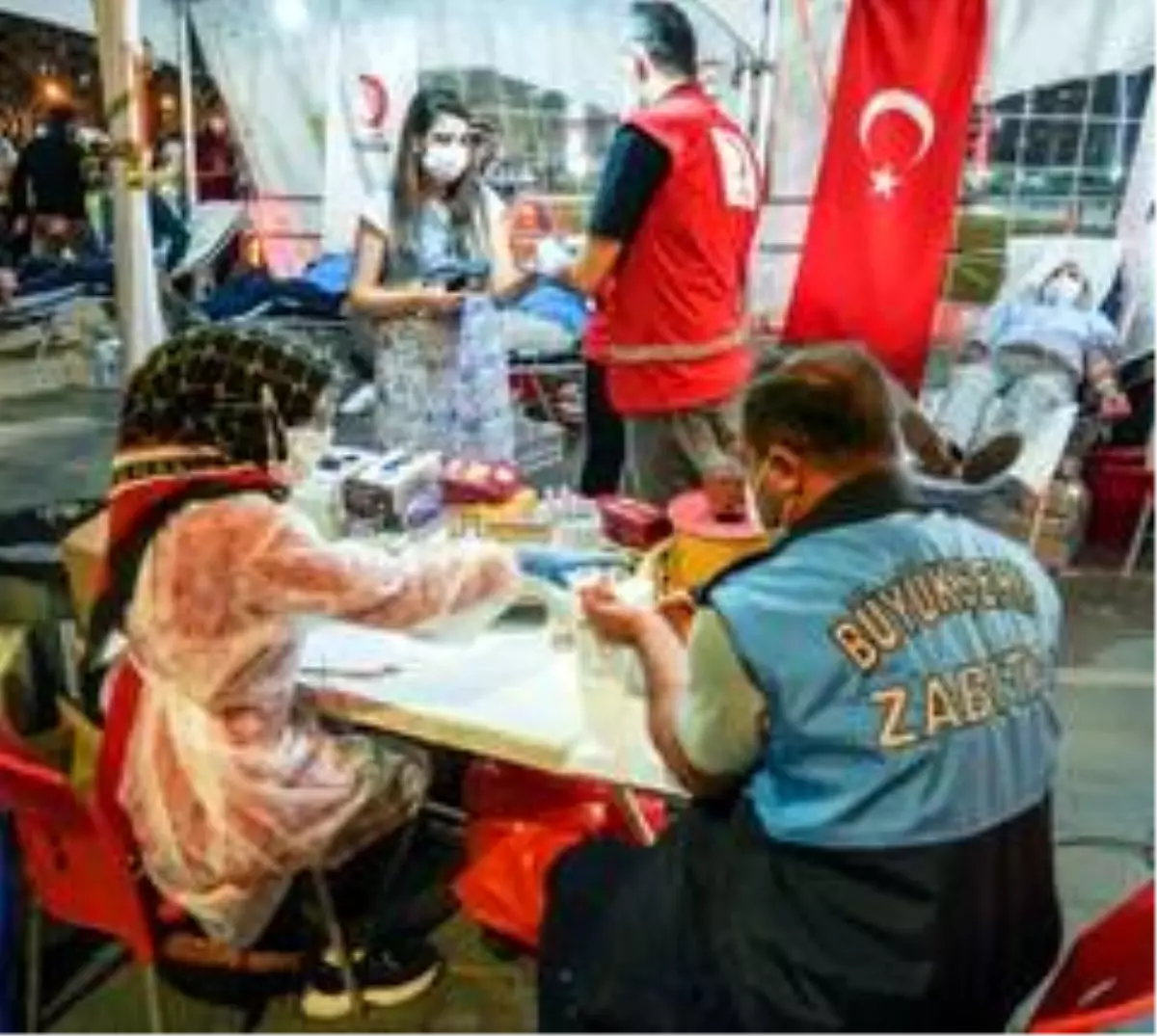 Diyarbakır Büyükşehir Belediyesinden Kızılay\'a kan bağışı