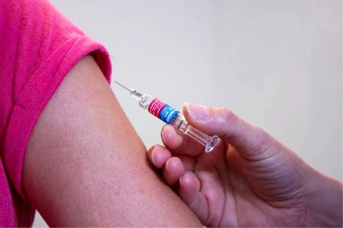 İngiltere\'de 6 ay içinde tüm ülkeye yetecek aşı üretilebilecek
