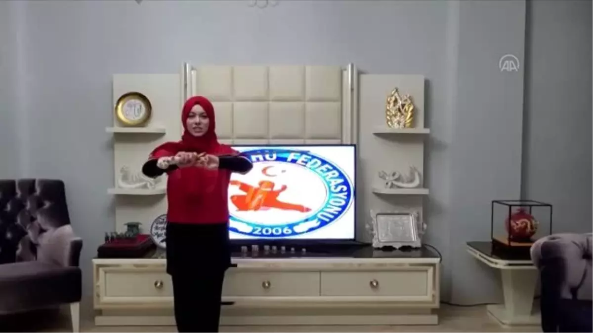 Milli sporculardan \'Evde Kal Hareketsiz Kalma\' mesajlı video