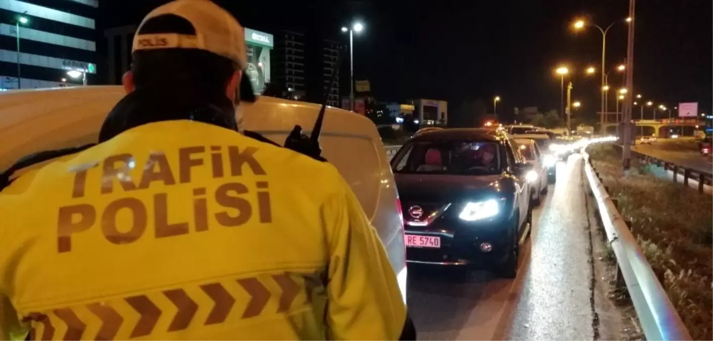 Sokağa çıkma kısıtlaması denetimleri aralıksız devam ediyor