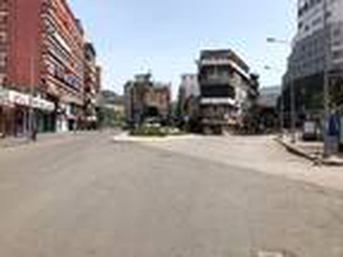Zonguldak\'ta 65 yaş üstü kişiler, sahilde yürüdü