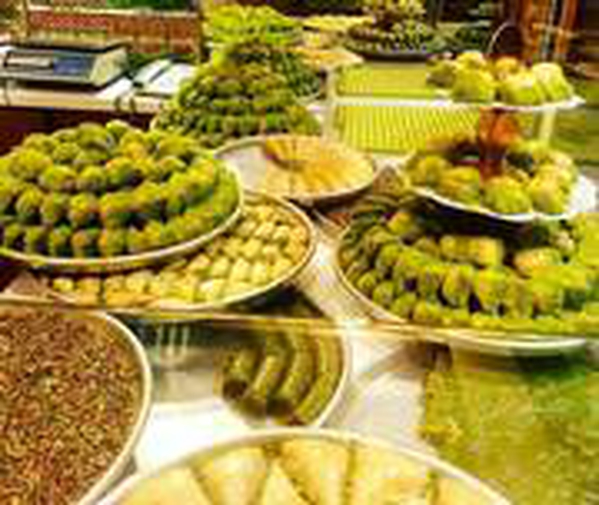 Baklava siparişleri rekor kırdı, üreticiler taleplere yetişemiyor