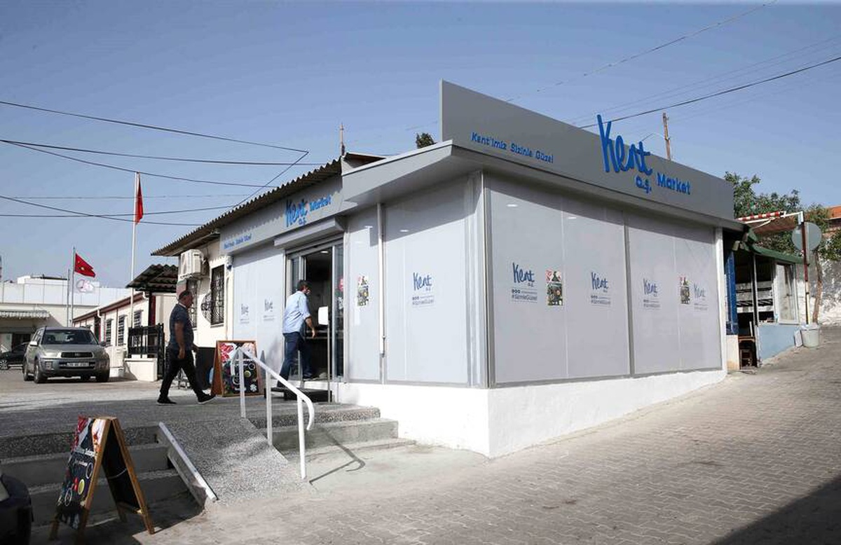 Karşıyaka Cumhuriyet Mahallesi\'nde \'Kent Market\' açıldı