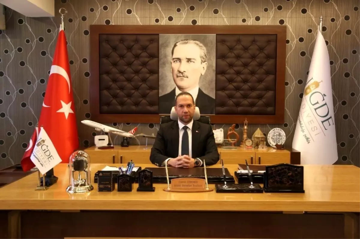 Niğde Belediye Başkanı Özdemir\'den 19 Mayıs Mesajı