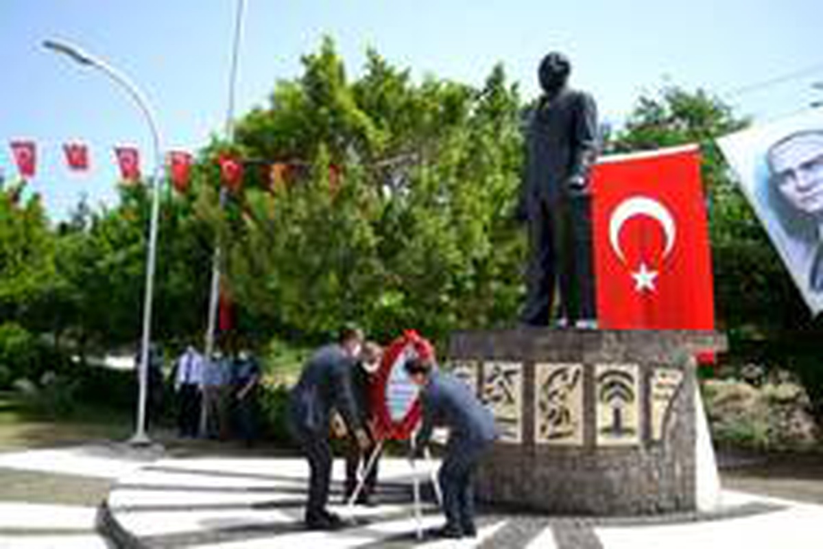 19 Mayıs Bozyazı\'da törende kutlandı
