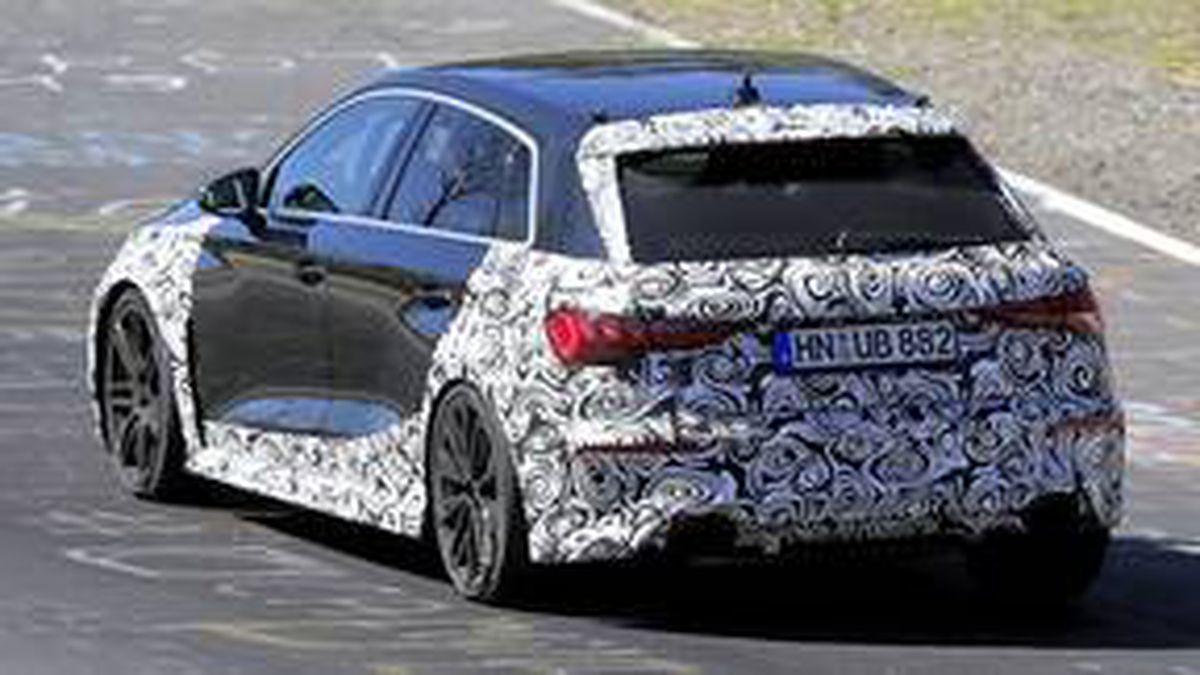 2021 Audi RS3 Kamuflajla Görüntülendi