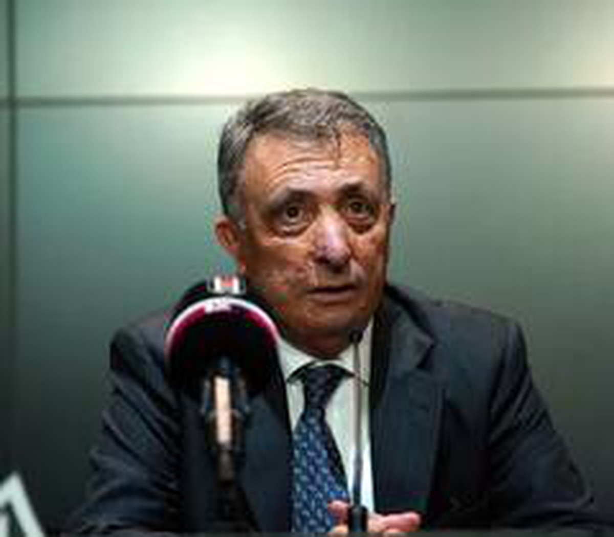 Ahmet Nur Çebi\'den sevindiren haber