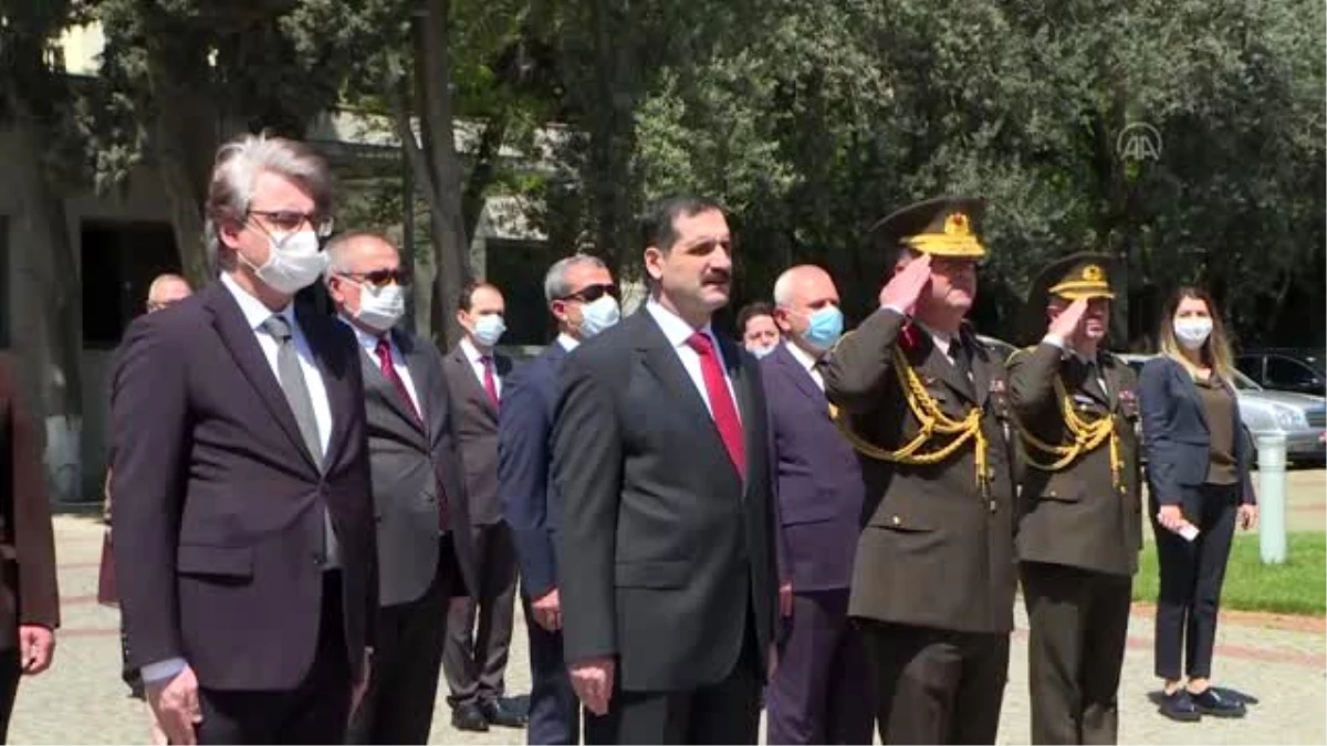 Azerbaycan\'da 19 Mayıs töreni