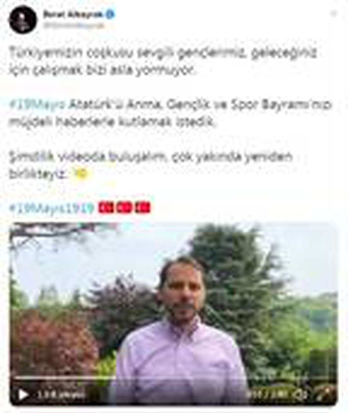 Bakan Albayrak\'tan \'19 Mayıs\' mesajı