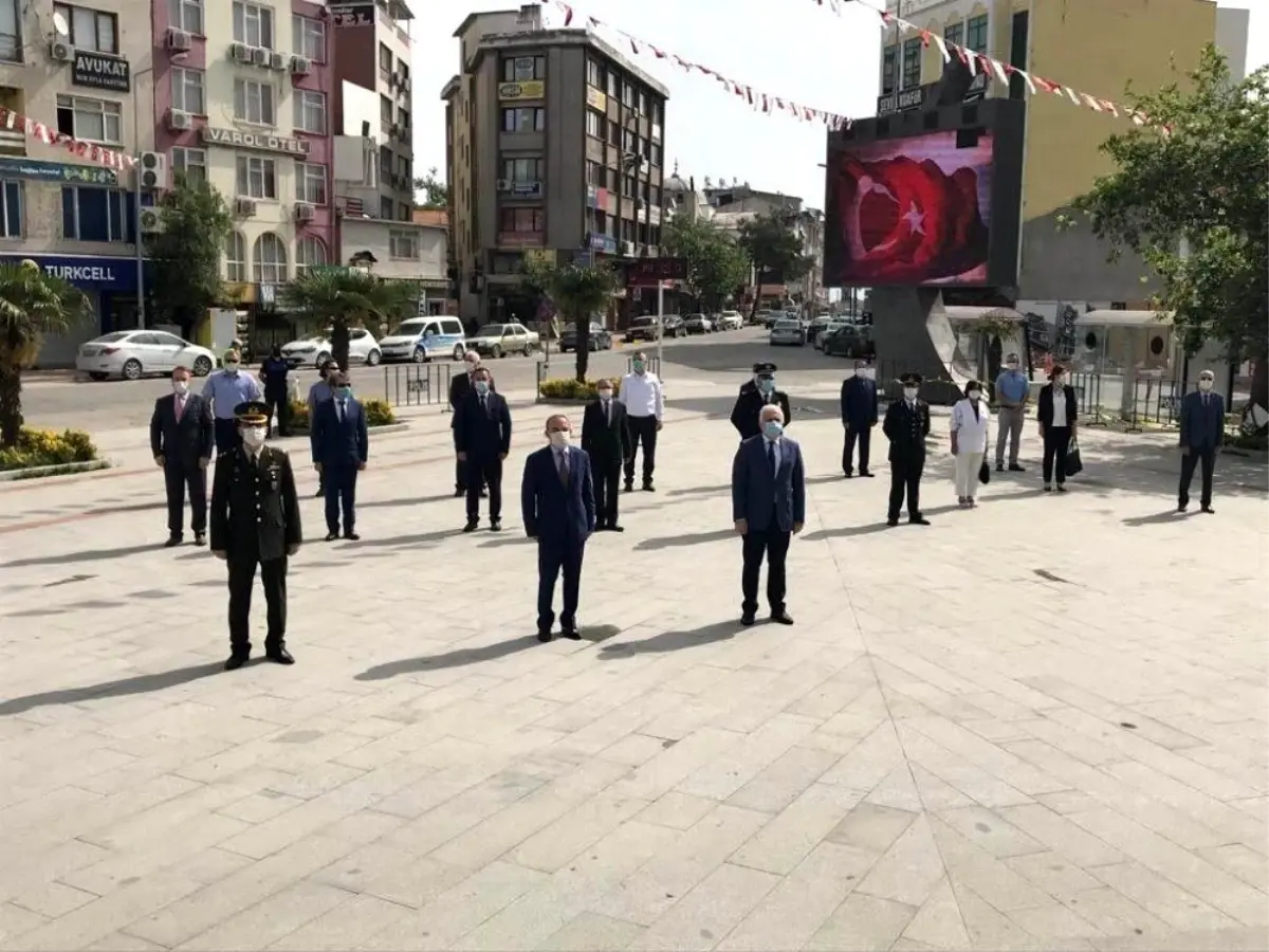 Burhaniye\'de 19 Mayıs kutlandı