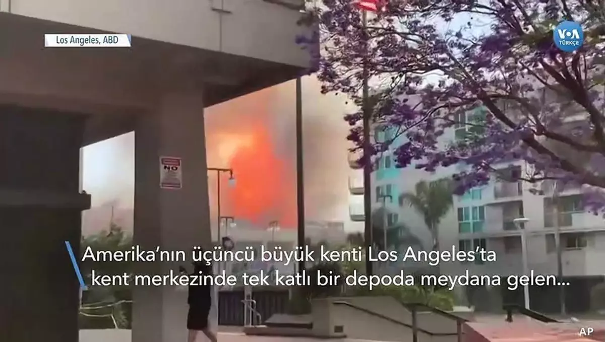 Los Angeles\'taki Patlamada İtfaiye Görevlileri Yaralandı