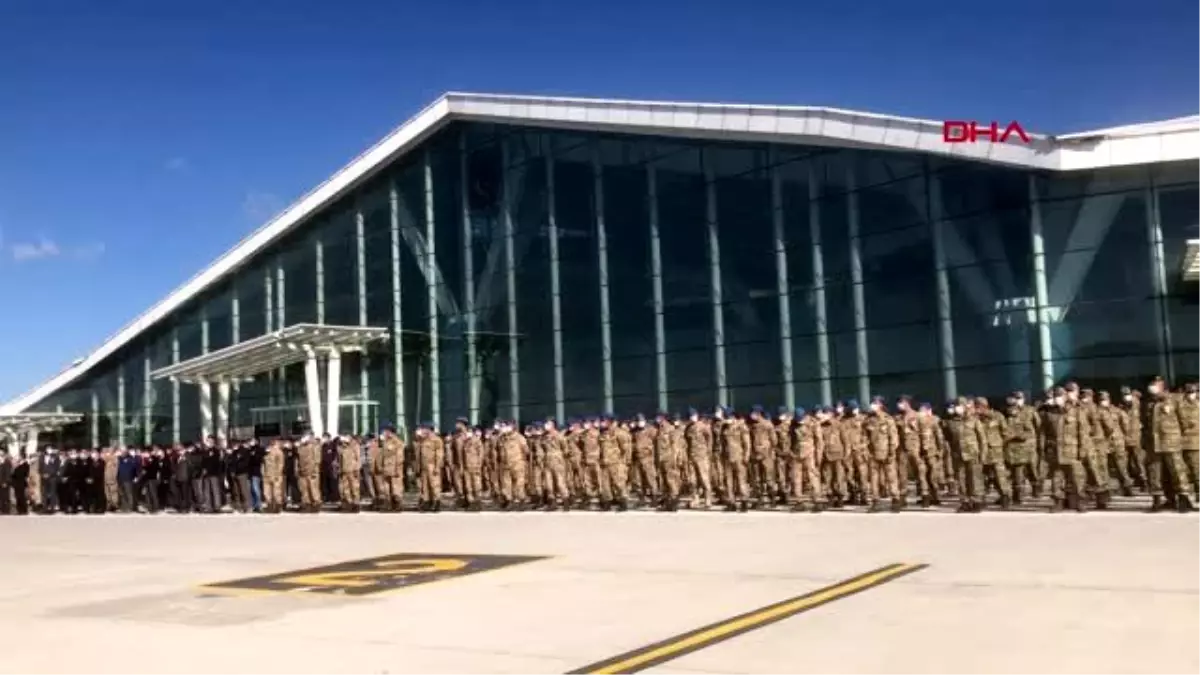 Şehit Yüzbaşı Ferhat Çiftçi, dualarla memleketine uğurlandı