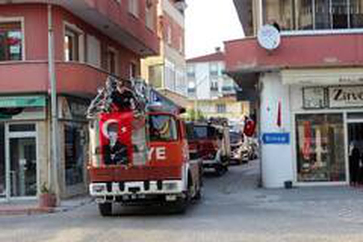 Türkeli\'de 19 Mayıs konvoyu