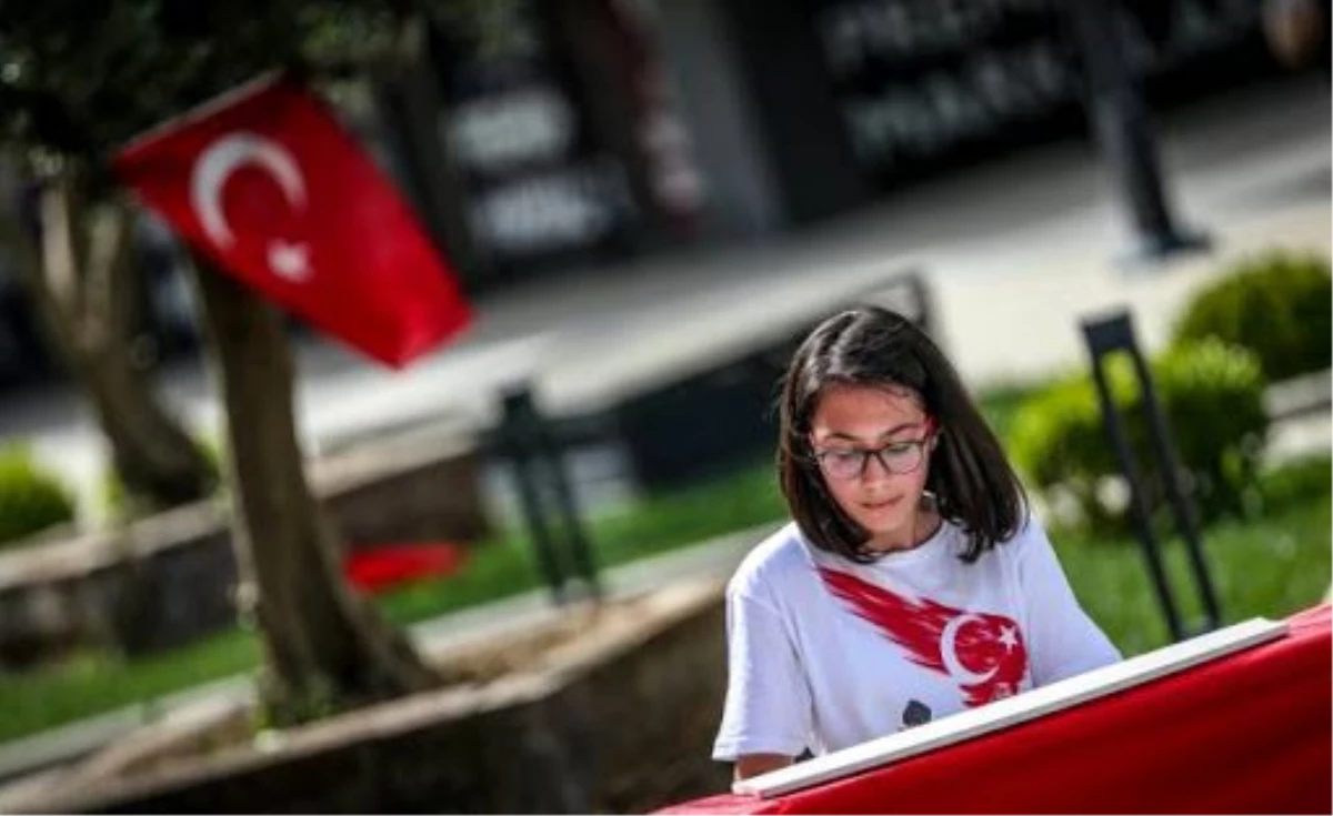 Türkiye\'nin piyanodaki "çocuk yeteneği"nden 19 Mayıs konseri