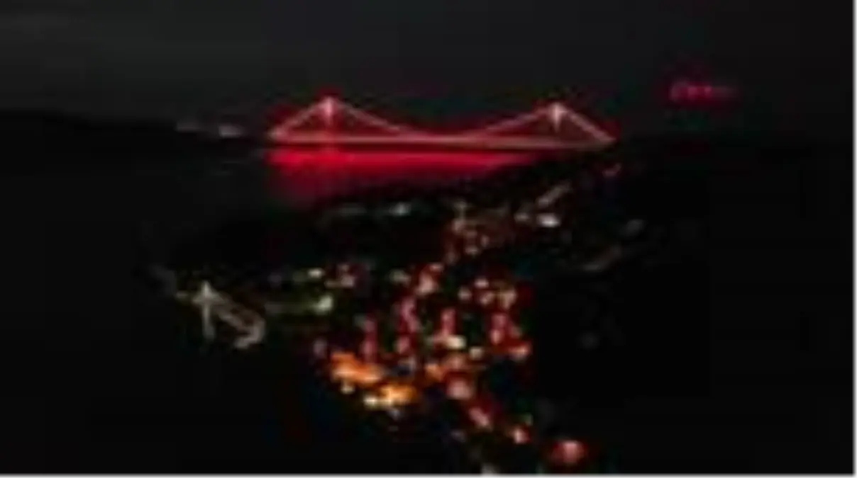 ANADOLU KAVAĞI\'NDA 19 MAYIS İÇİN YAKILAN YÜZLERCE MEŞALE HAVADAN GÖRÜNTÜLENDİ -1