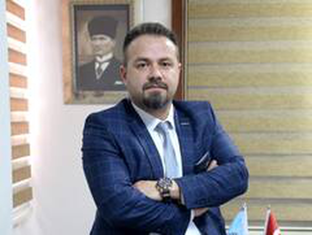 Cemil Has: "Bu süreçte elimizi taşın altına koymalıyız"