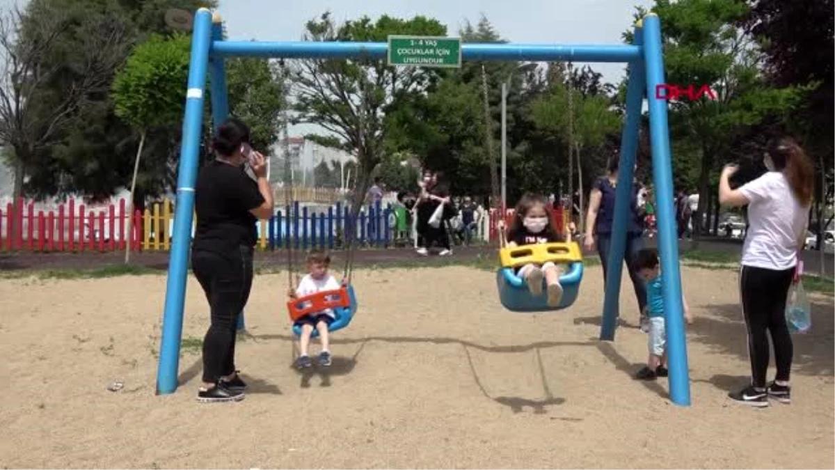 Edirne\'de çocuklar parklara akın etti