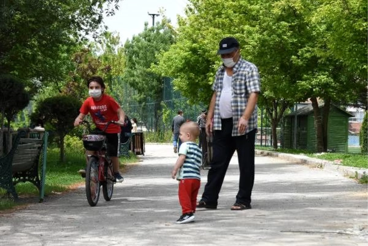 Eskişehir\'de, çocukların bisiklet turu
