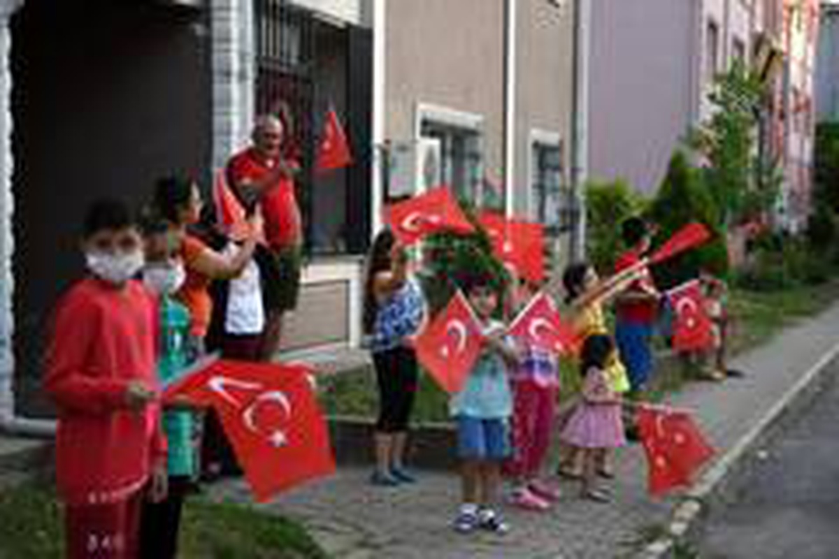 Kartepe\'de 19 Mayıs coşkuyla kutlandı