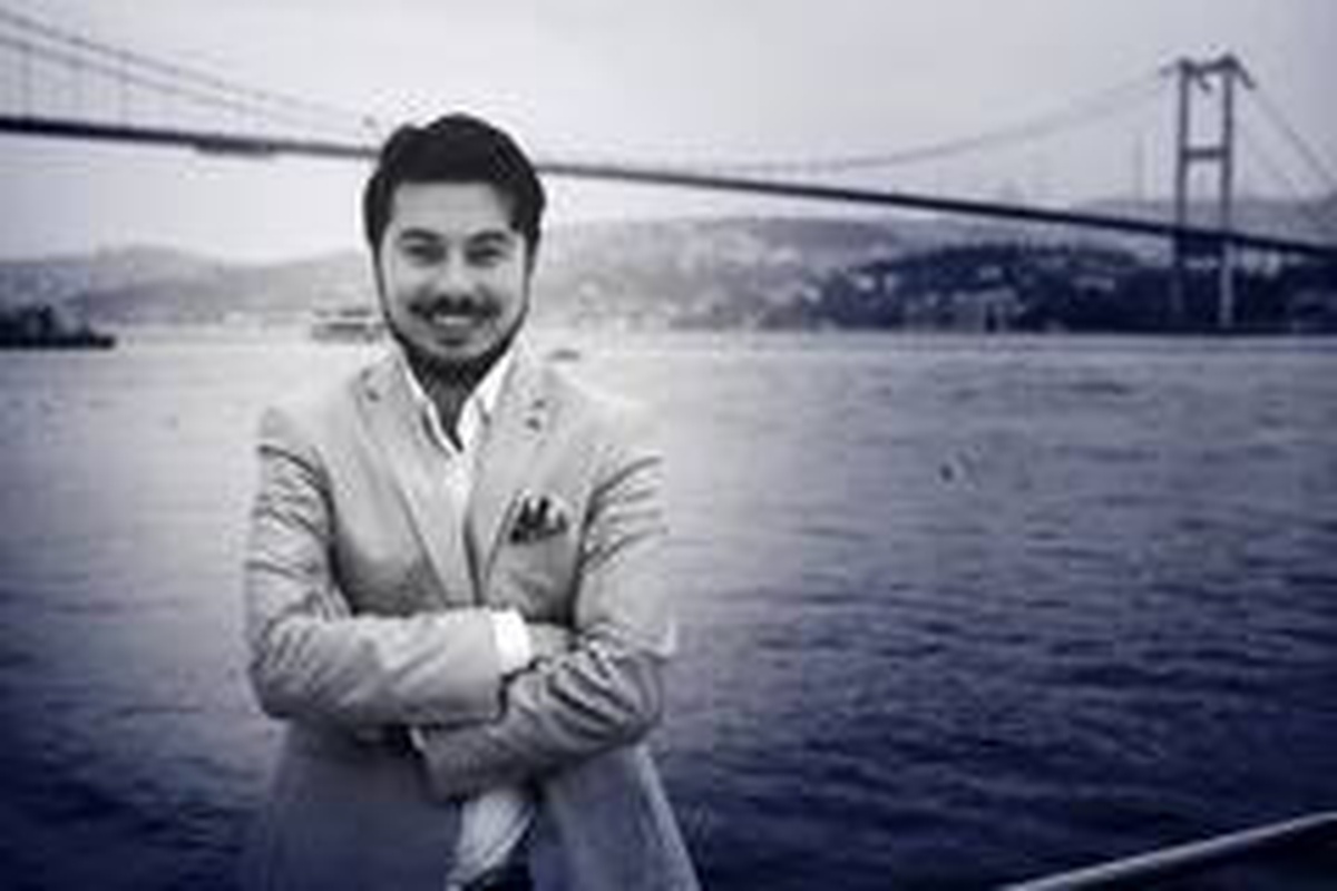 Oğuzhan Koçaklı: "Koronavirüs sanatçılara sahnede kaybettirdi, dijitalde kazandırdı"